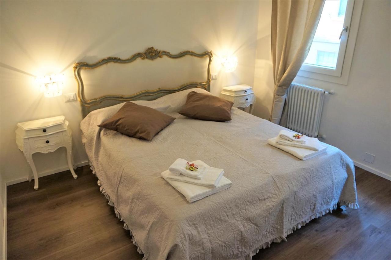 Sara S Luxury Home Five Minutes From Piazza San Marco Venedik Dış mekan fotoğraf