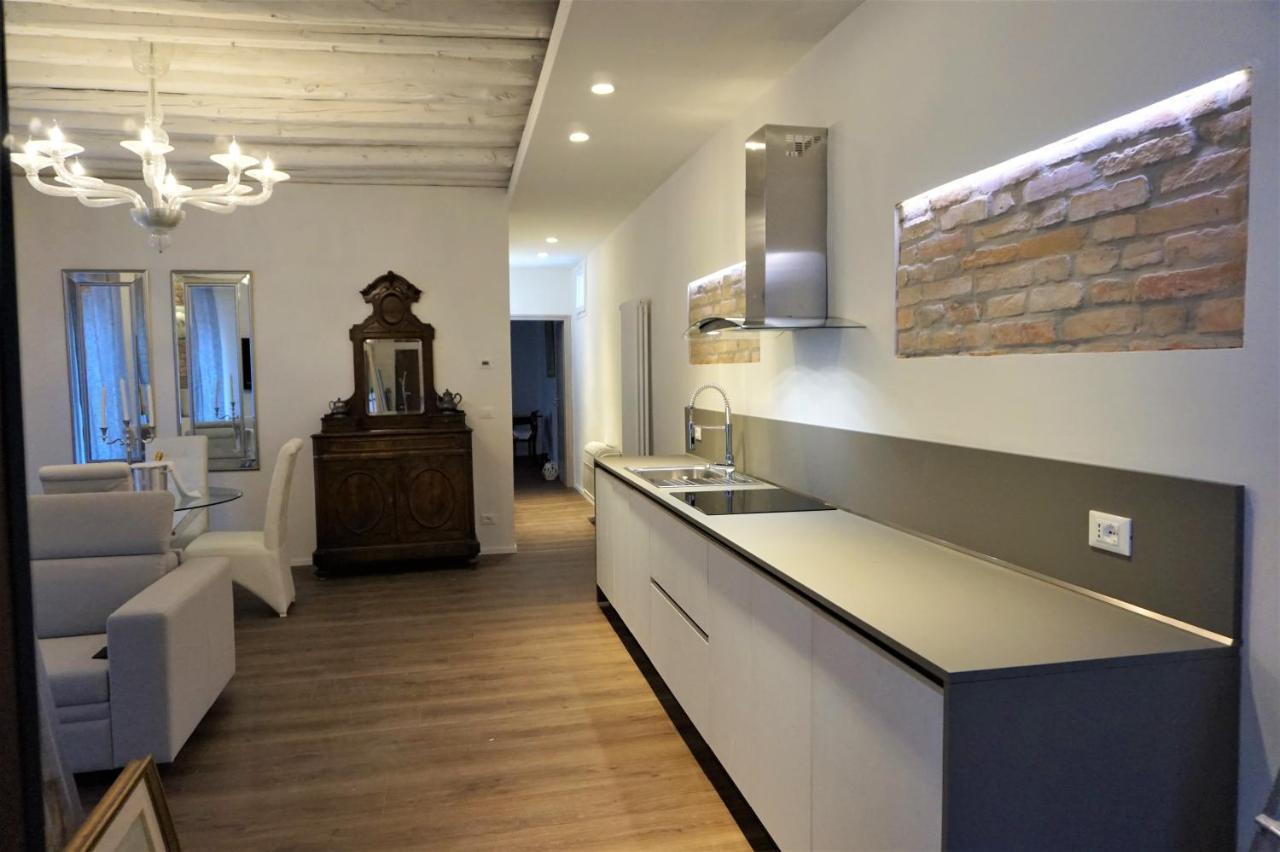 Sara S Luxury Home Five Minutes From Piazza San Marco Venedik Dış mekan fotoğraf