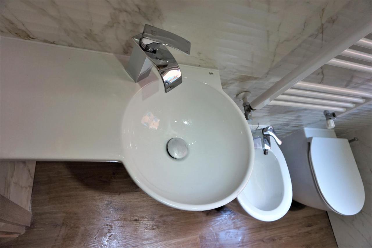 Sara S Luxury Home Five Minutes From Piazza San Marco Venedik Dış mekan fotoğraf